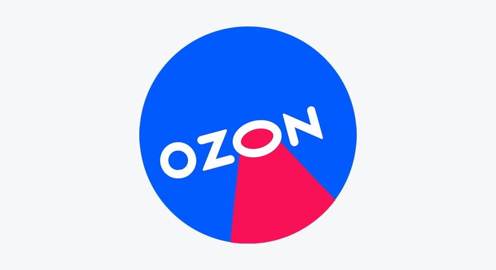 Essential travel apps and their features